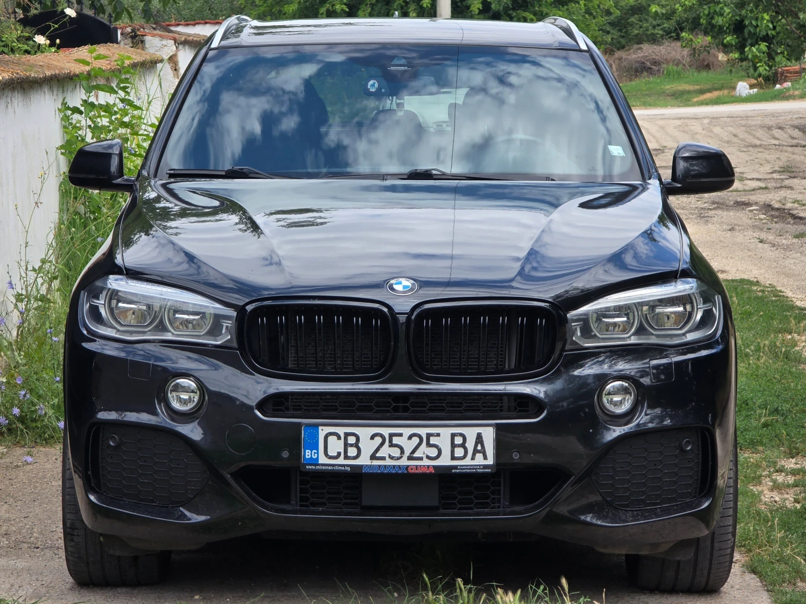 BMW X5 4.0d * M-Пакет * Keyless * Head-up, снимка 3 - Автомобили и джипове - 55288267