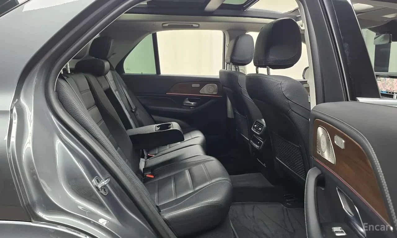 Mercedes-Benz GLE 450 AMG * 4MATIC * ОПЦИЯ ЗА ФИНАНСИРАНЕ, снимка 11 - Автомобили и джипове - 55647409