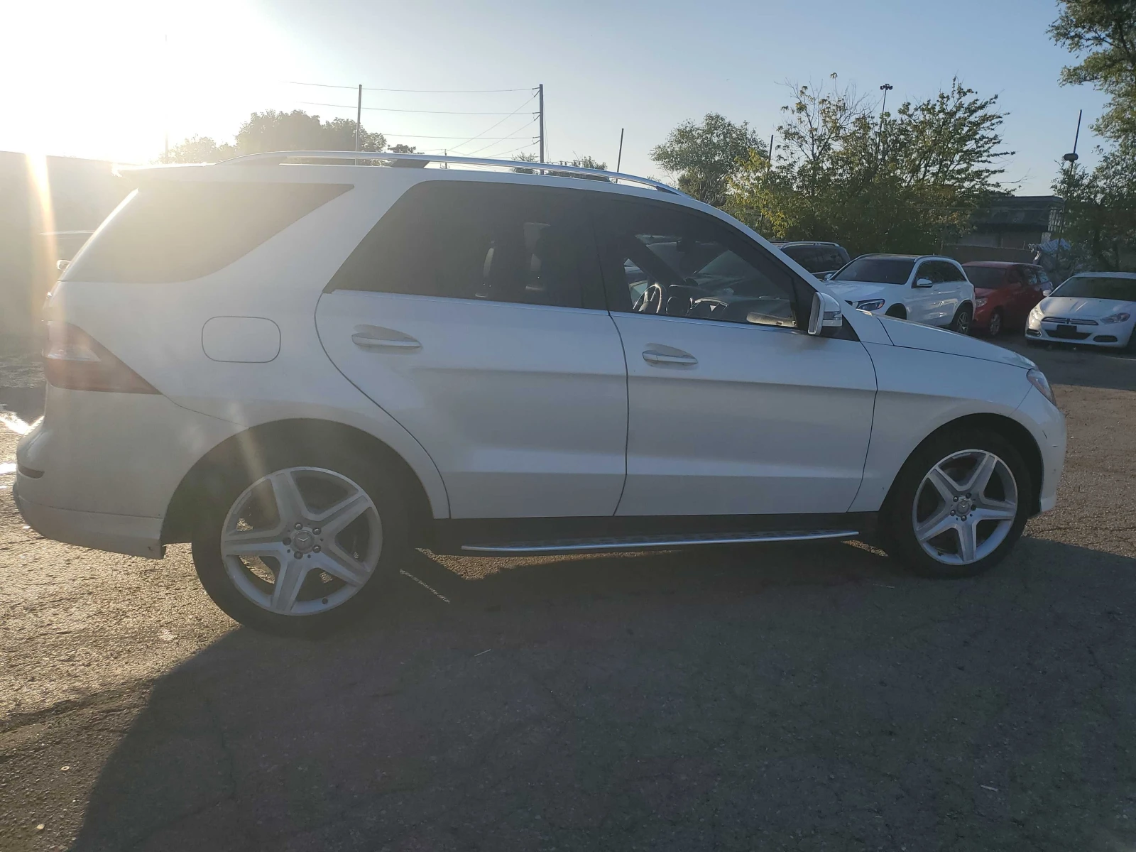 Mercedes-Benz ML 350 * BlueTEC * АВТОКРЕДИТ БЕЗ ПЪРВОНАЧАЛНА ВНОСКА* , снимка 3 - Автомобили и джипове - 56057266