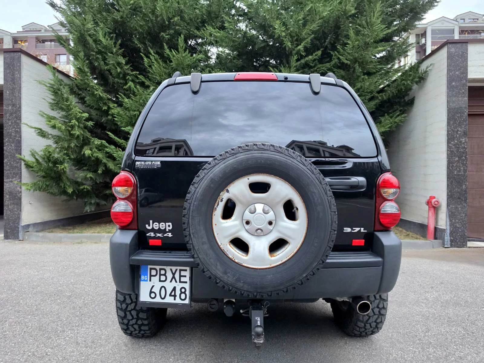 Jeep Cherokee Kj Liberty , снимка 5 - Автомобили и джипове - 56227509