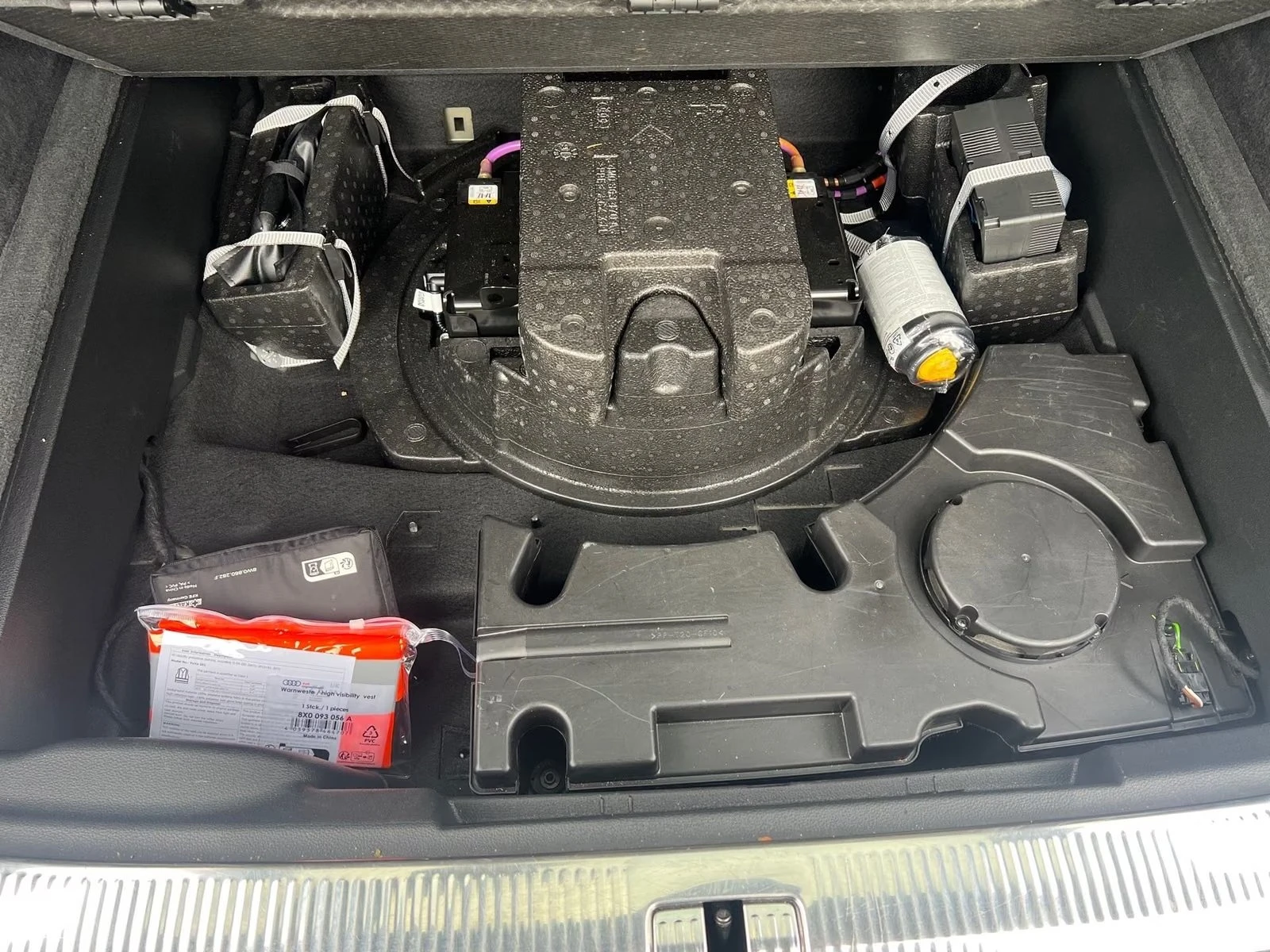 Audi Q7 50 TDI / S-LINE / BLACK OPTIC / MATRIX / 21', снимка 17 - Автомобили и джипове - 56735172