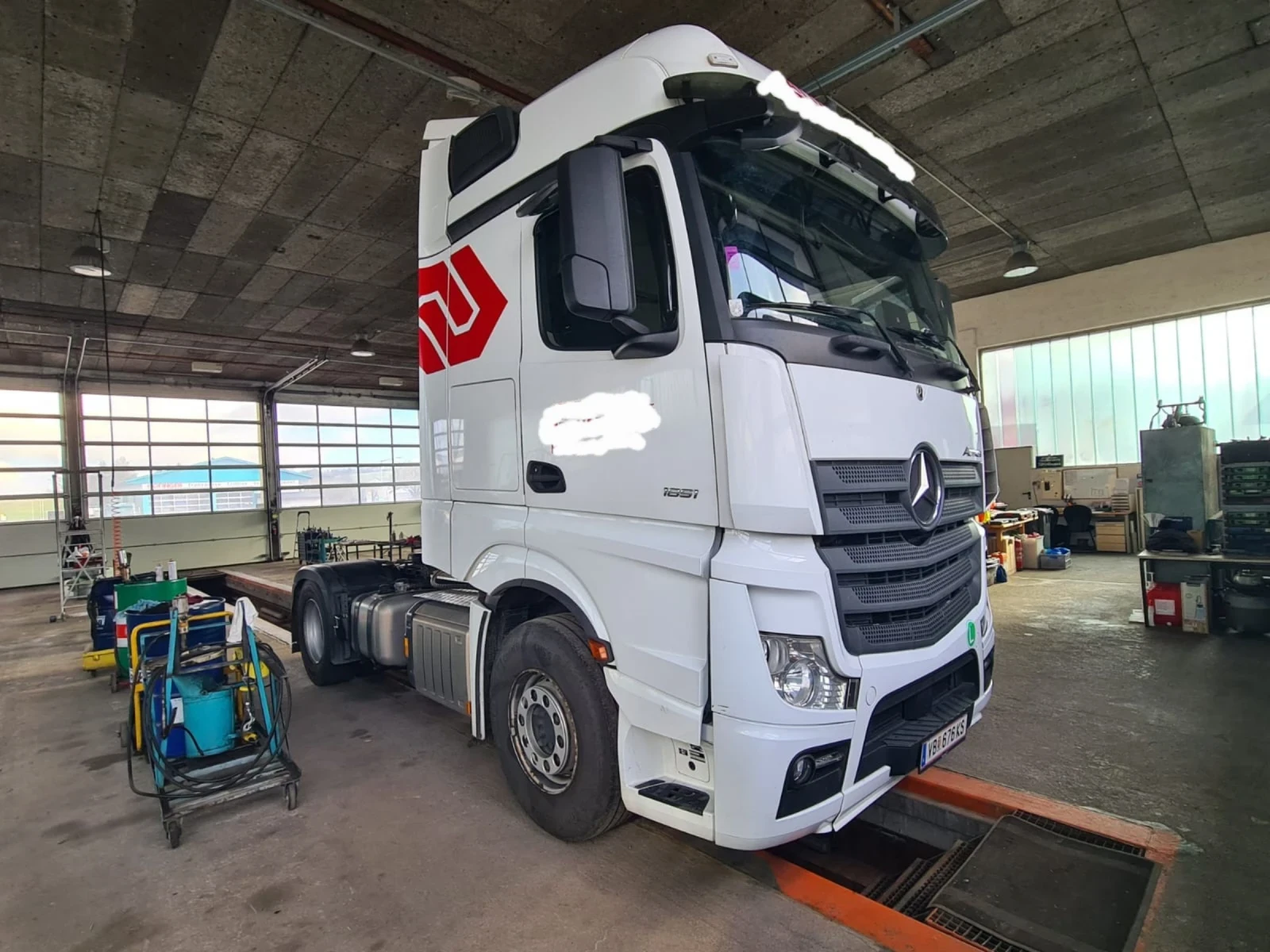 Mercedes-Benz Actros 18 51 EURO 6 Хидравлична  помпа  - изображение 2