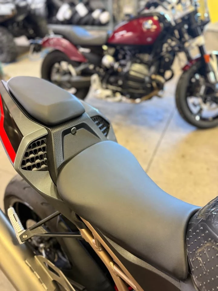 BMW S * 1000rr* CARFAX * БЕЗ ПЪРВОНАЧАЛНА ВНОСКА - изображение 5