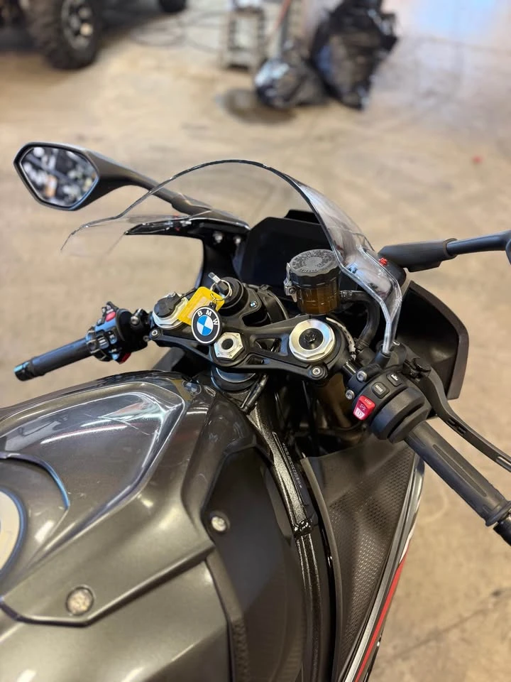 BMW S * 1000rr* CARFAX * БЕЗ ПЪРВОНАЧАЛНА ВНОСКА - изображение 2