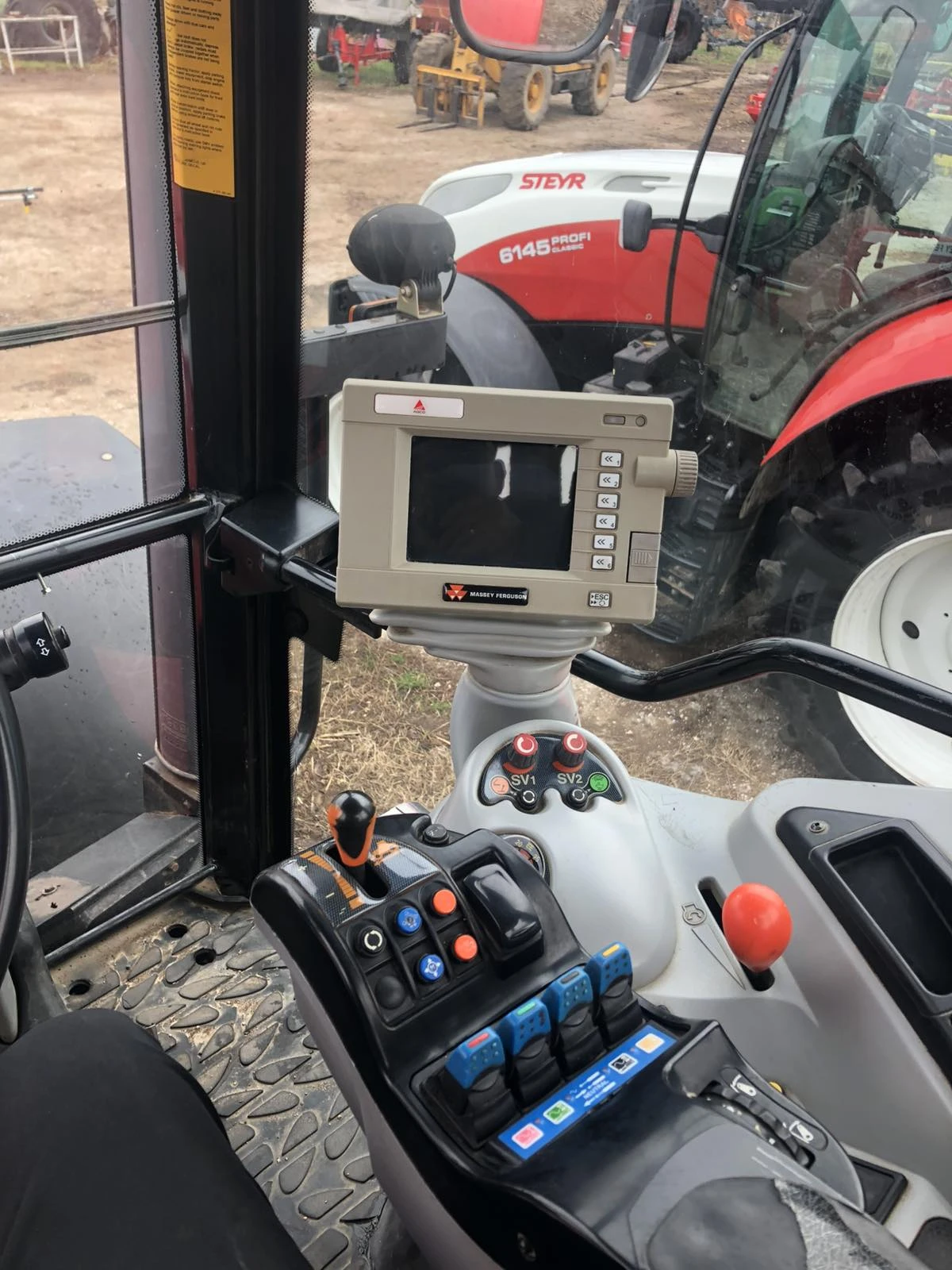 Трактор Massey 8480 - изображение 4