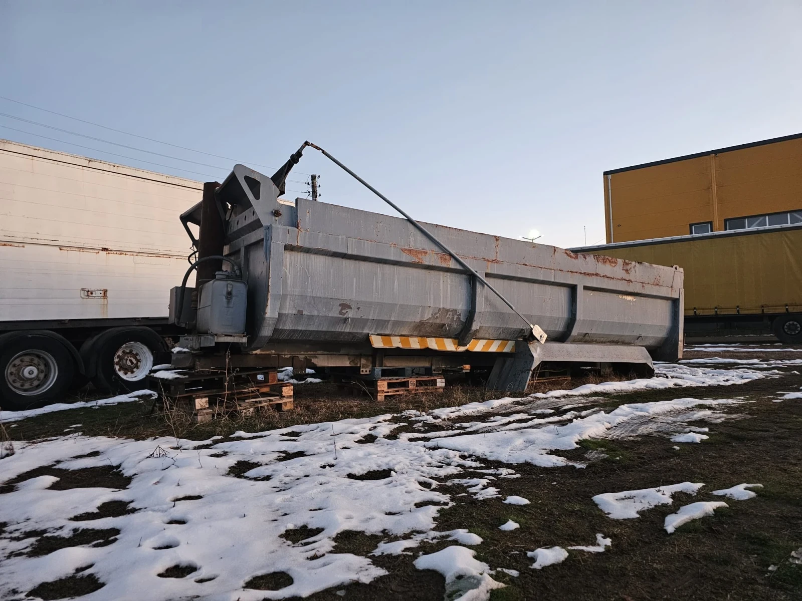 �������� ��� �� ���� �� 4 ���� �������� | Mobile.bg � ����������� 2