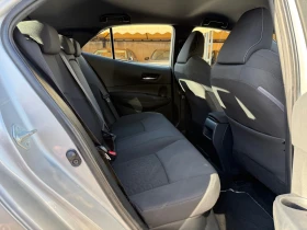 Toyota Corolla 1.8h  Active-cvt ! 100% РЕАЛНИ КИЛОМЕТРИ !, снимка 15