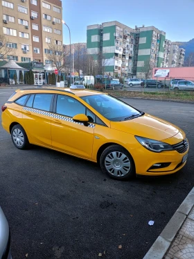 Opel Astra 1.6 cdti, снимка 2