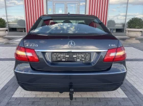 Mercedes-Benz E 220, снимка 6