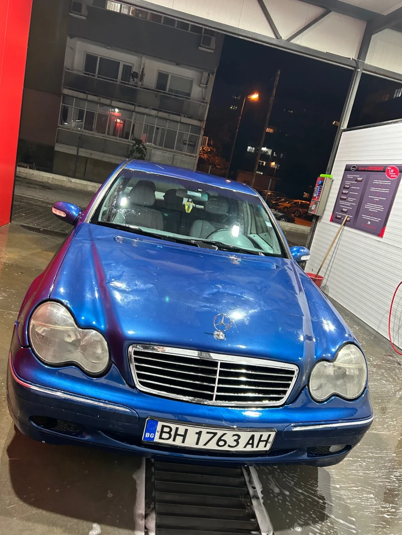 Mercedes-Benz C 200, снимка 1 - Автомобили и джипове - 47710487