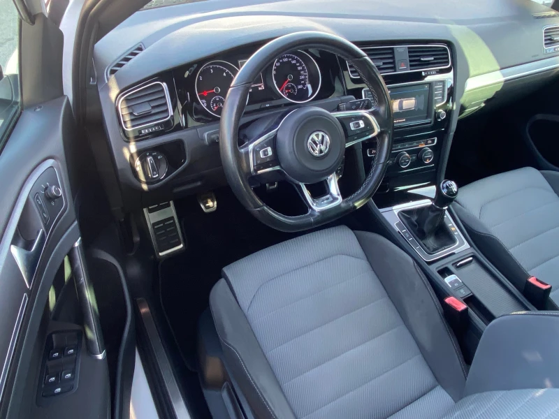 VW Golf 7 R-Line 1.6TDI !! 100% РЕАЛНИ КИЛОМЕТРИ-ДОКАЗУЕМИ, снимка 11 - Автомобили и джипове - 48584162