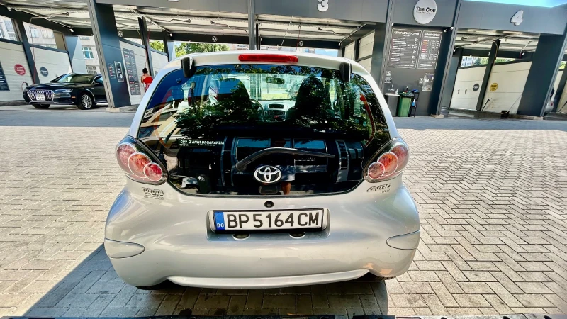 Toyota Aygo 1.0, снимка 5 - Автомобили и джипове - 48840199