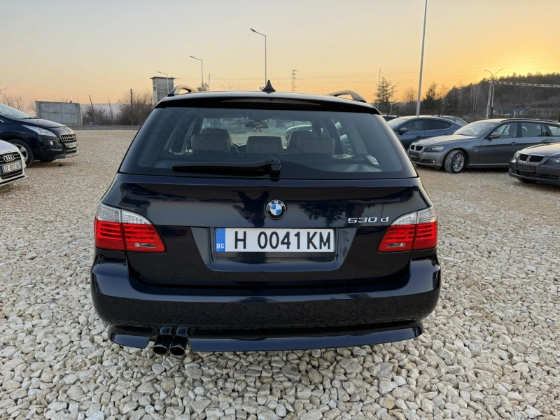 BMW 530 LCI комфорт салон, снимка 9 - Автомобили и джипове - 48911811