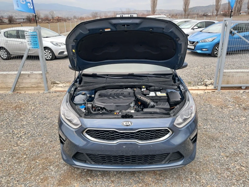 Kia Ceed 1.6 CRDI , снимка 7 - Автомобили и джипове - 48948514