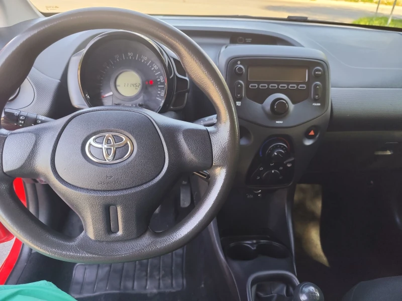 Toyota Aygo, снимка 6 - Автомобили и джипове - 52692283