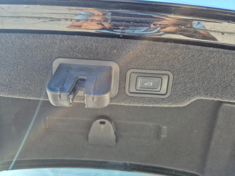 Audi A8 L 4.0 TFSI, снимка 11 - Автомобили и джипове - 52639030