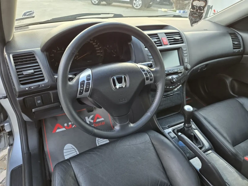 Honda Accord 2.2i-CDTI-140кс= НАВИ= КАМЕРА= ПОДГРЕВ= КСЕНОН, снимка 8 - Автомобили и джипове - 52541284