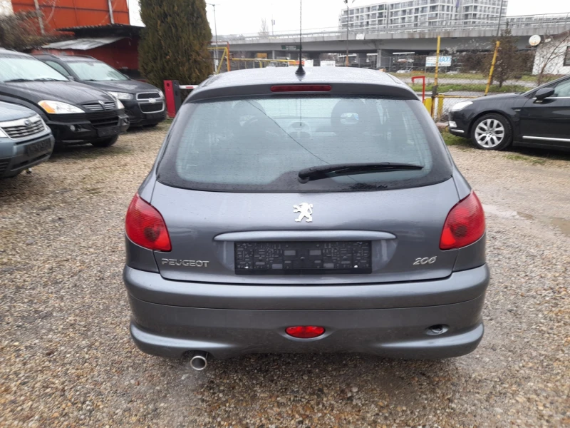 Peugeot 206 1.4i 101000km, снимка 5 - Автомобили и джипове - 52583338