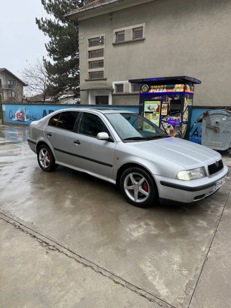 Skoda Octavia, снимка 2 - Автомобили и джипове - 52652831