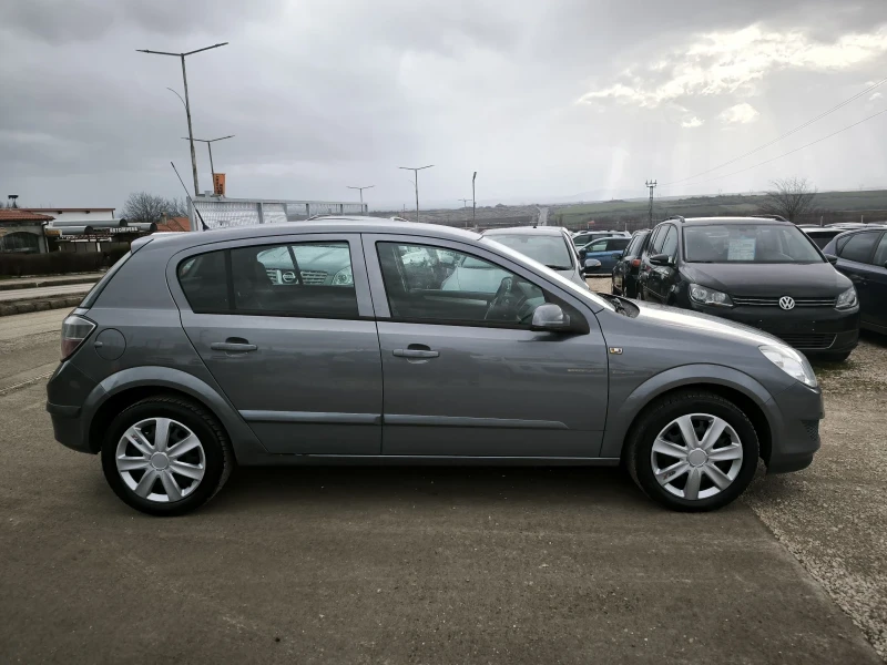 Opel Astra 1.6i, снимка 4 - Автомобили и джипове - 53232751