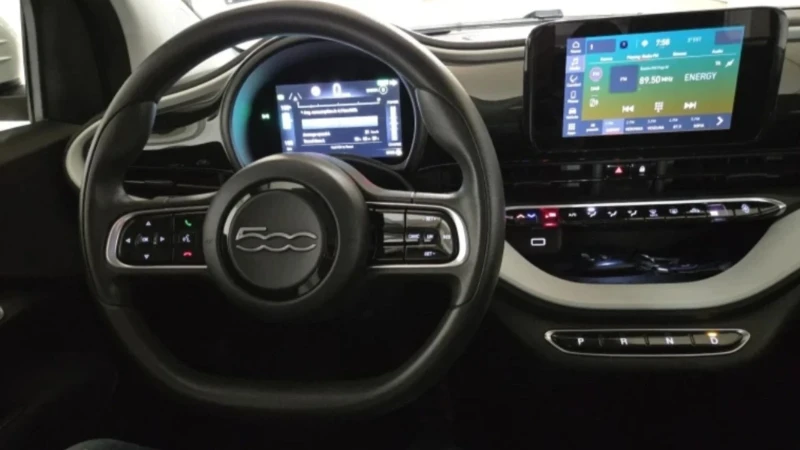 Fiat 500e 1 Ви Собственик/Гаранционен, снимка 13 - Автомобили и джипове - 53265921