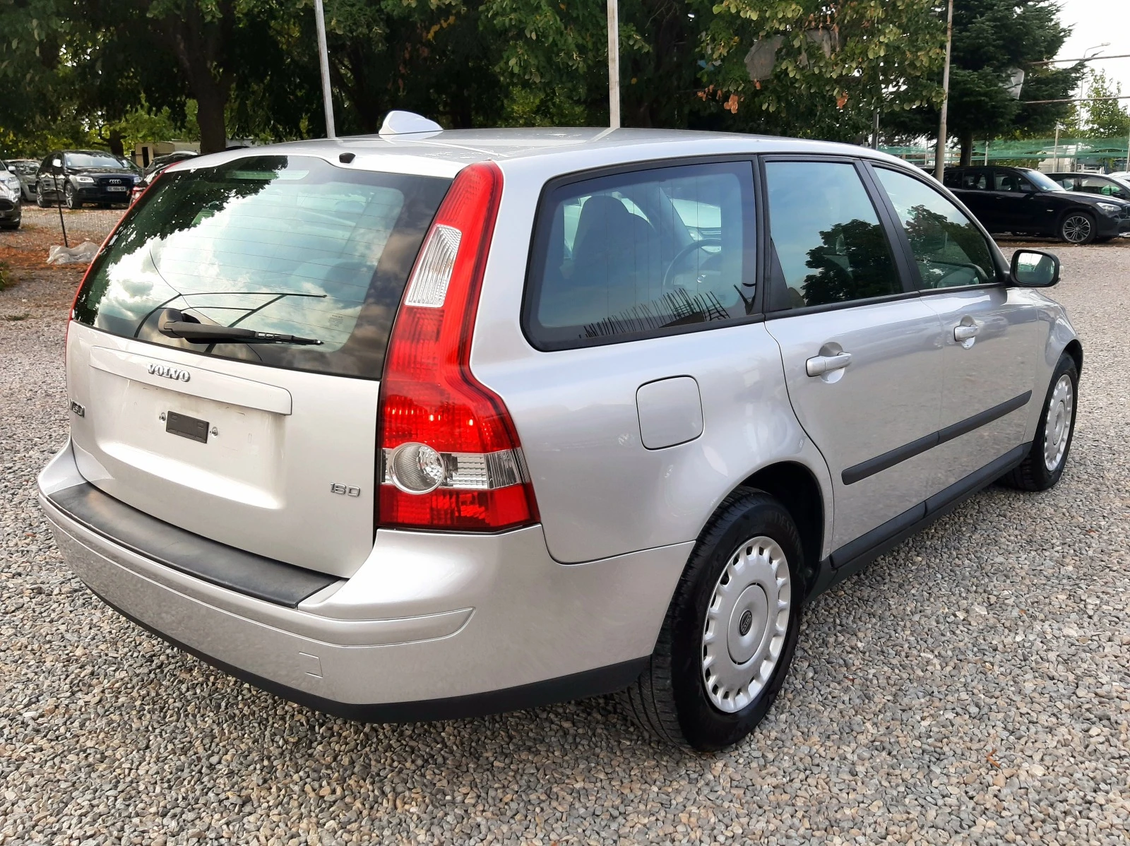 Volvo V50 1.6ТDI КЛИМАТИК - изображение 4