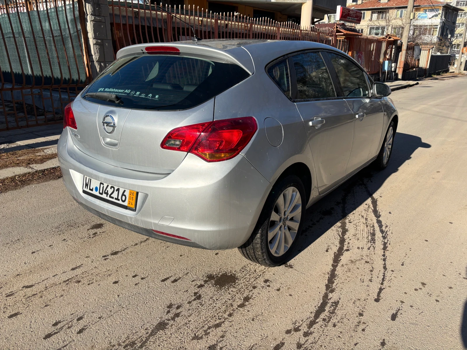 Opel Astra 1.6I Automatic  - изображение 3