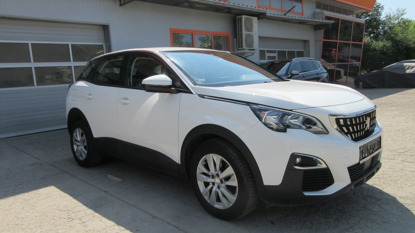 Peugeot 3008 1.5-HDI-131HP-AUTOMAT- КАТО НОВ!!! - изображение 3