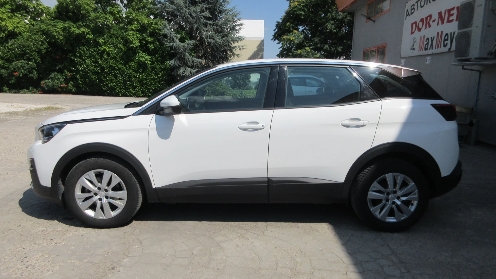 Peugeot 3008 1.5-HDI-131HP-AUTOMAT- КАТО НОВ!!! - изображение 8