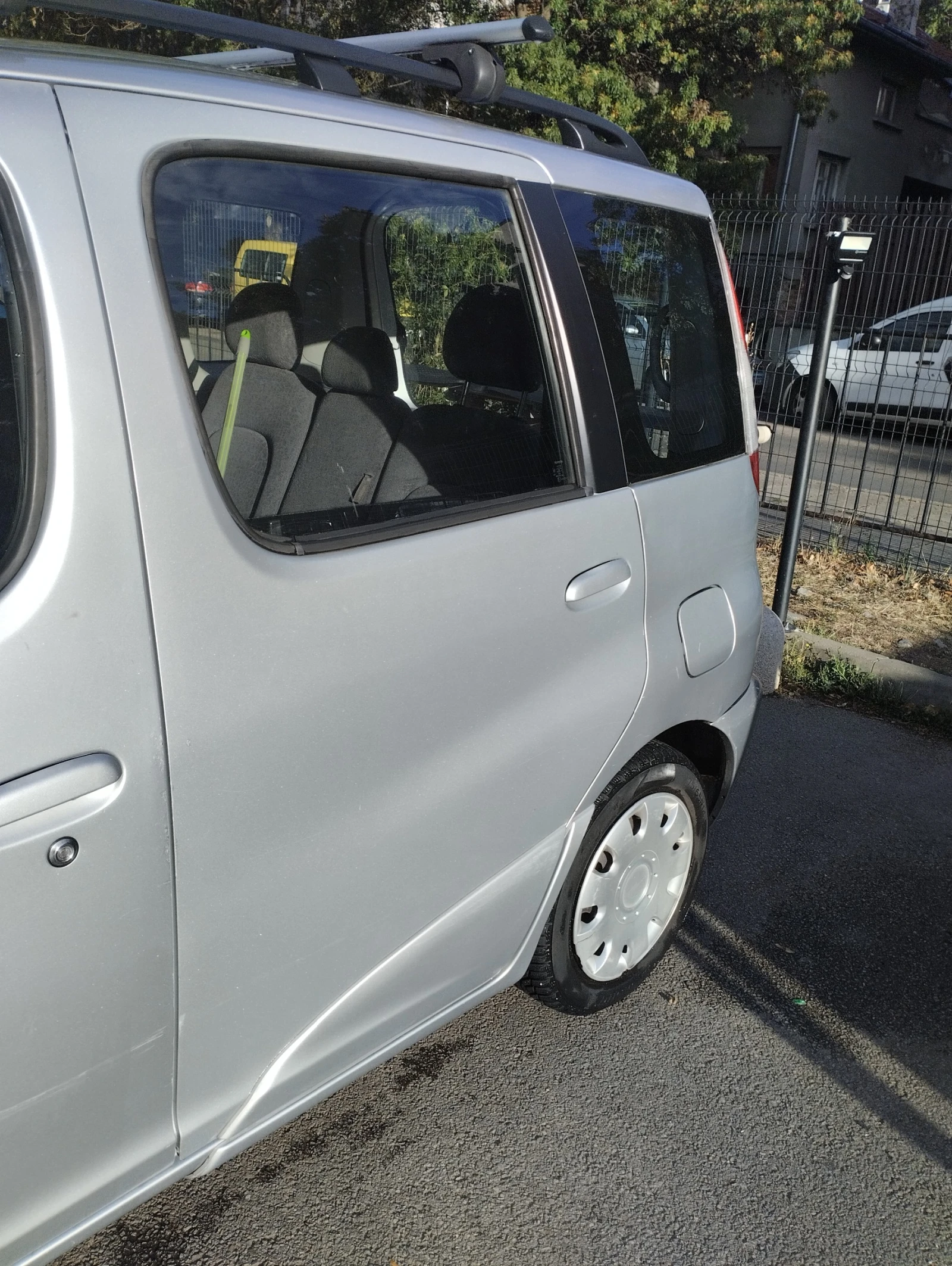 Toyota Yaris verso  - изображение 5