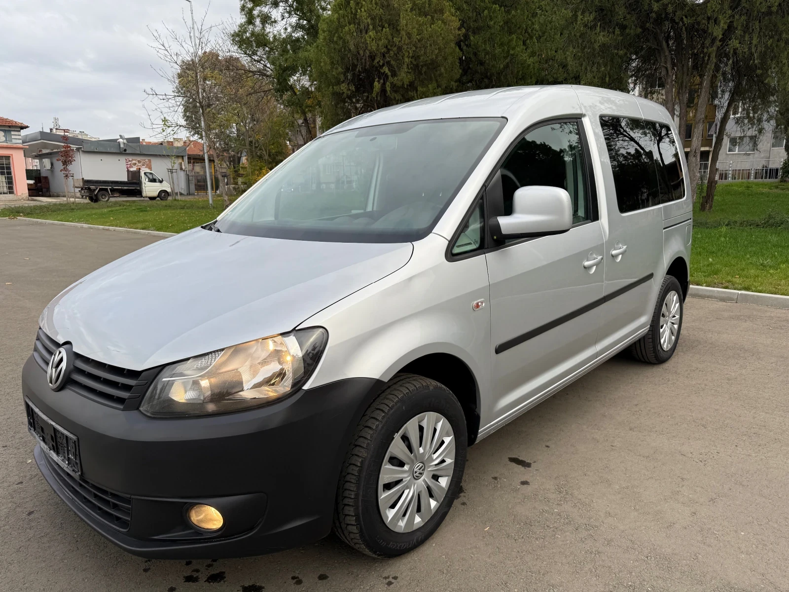 VW Caddy LIFE 1.6 TDI | Mobile.bg — изображение 7