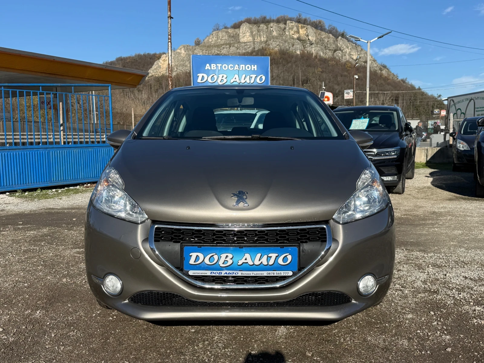 Peugeot 208 1.4HDI-КЛИМАТИК-ЕЛ ПАКЕТ-МУЛТИМЕДИА - изображение 2