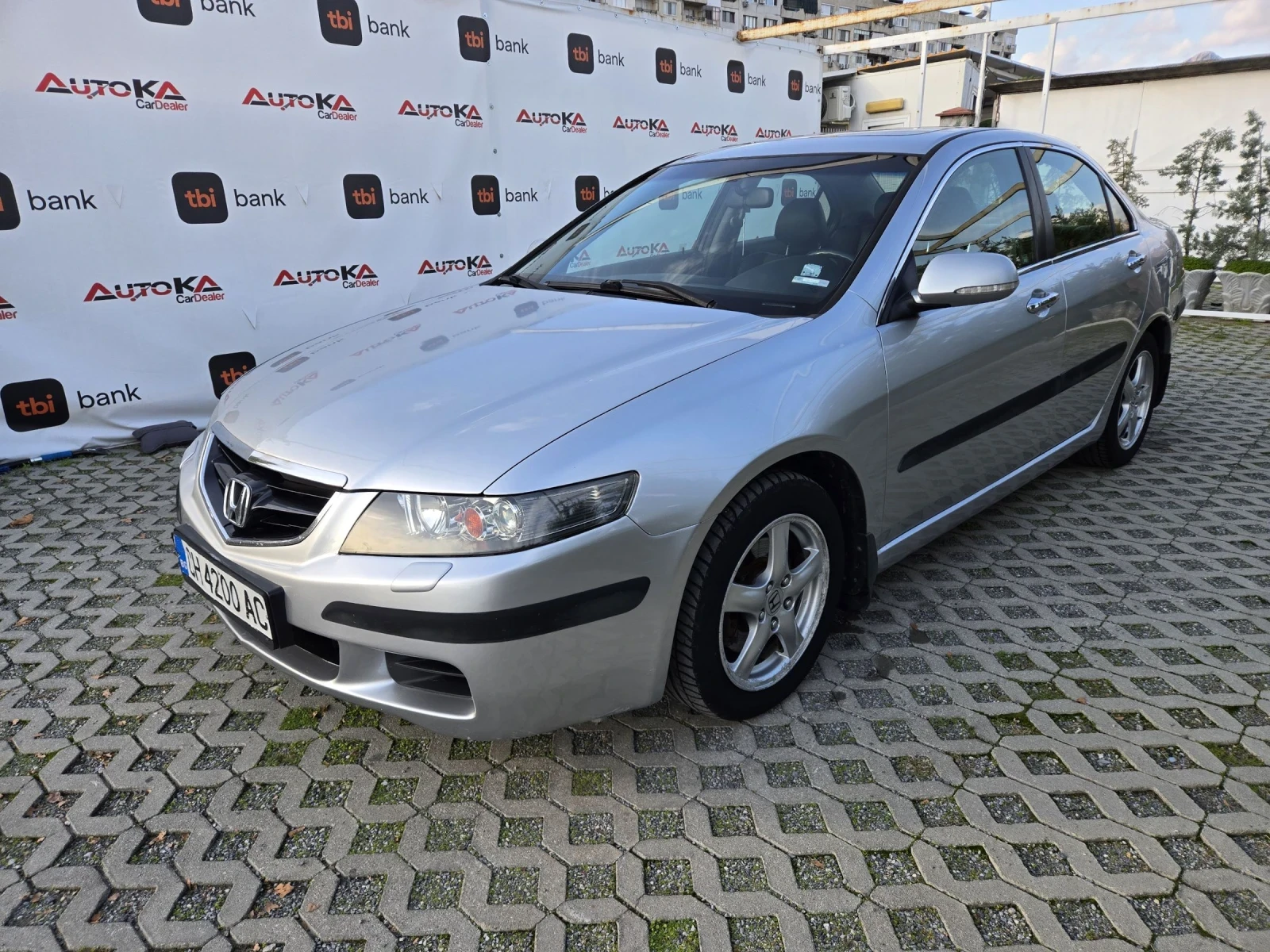 Honda Accord 2.2i-CDTI-140кс= НАВИ= КАМЕРА= ПОДГРЕВ= КСЕНОН - изображение 6
