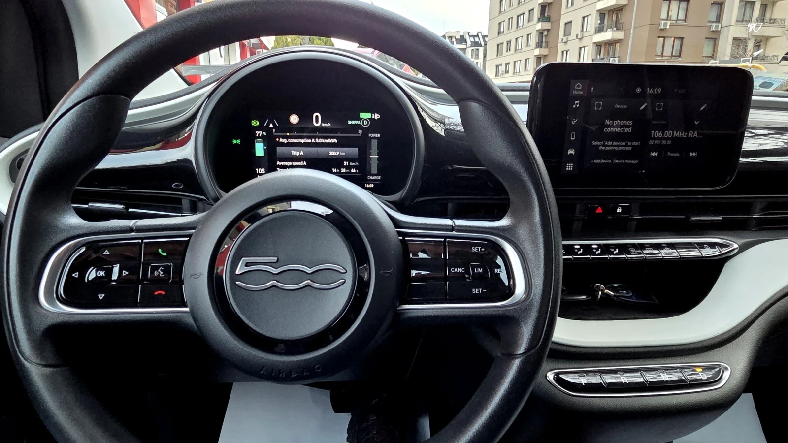 Fiat 500e 1 �� ����������/����������� | Mobile.bg � ����������� 12