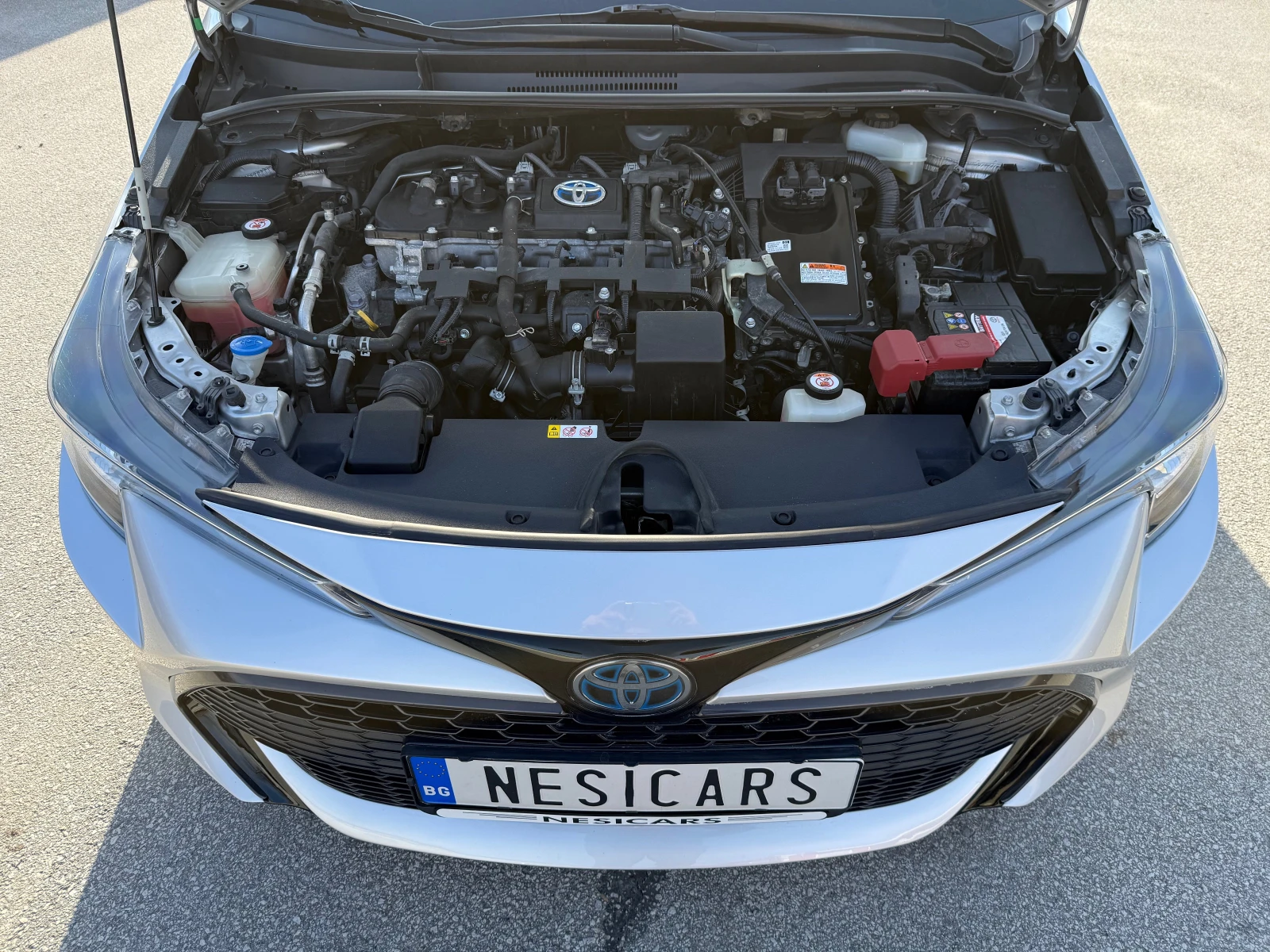 Toyota Corolla 1.8h  Active-cvt ! 100% РЕАЛНИ КИЛОМЕТРИ ! - изображение 8