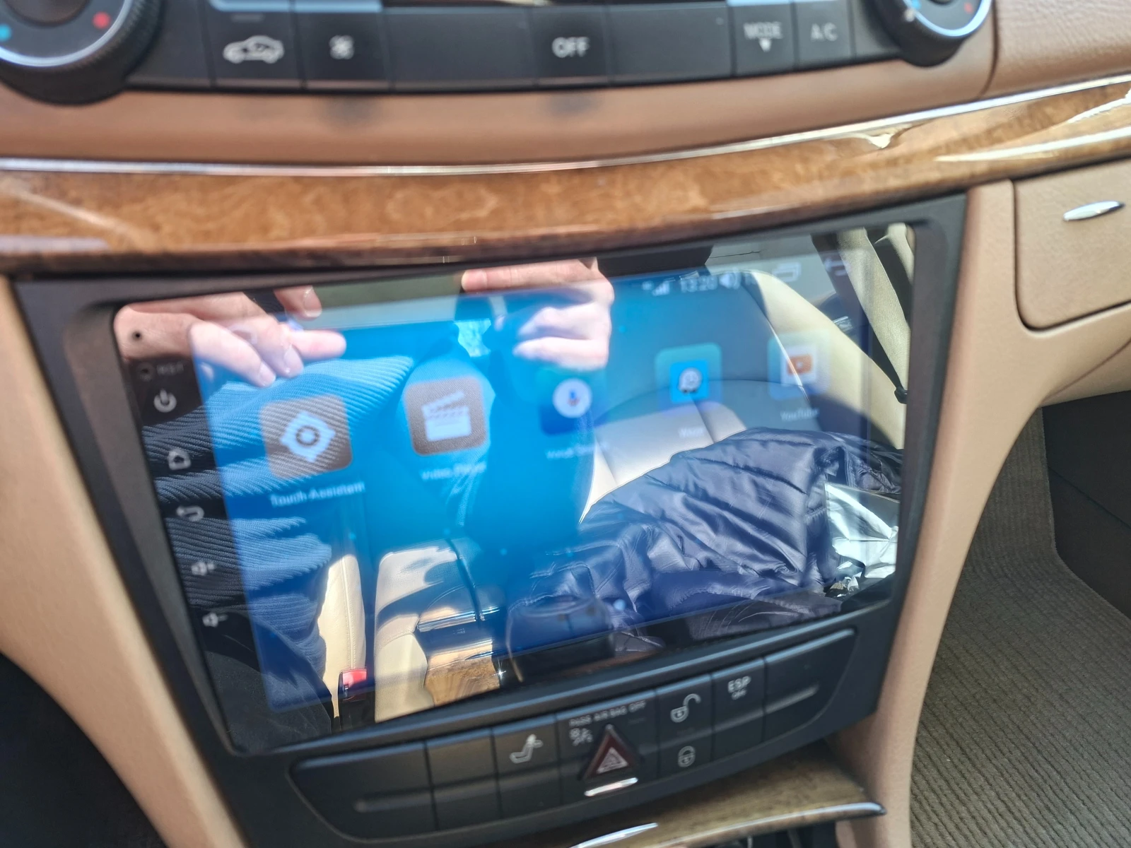 Mercedes-Benz E 320 CDI, снимка 6 - Автомобили и джипове - 53738234