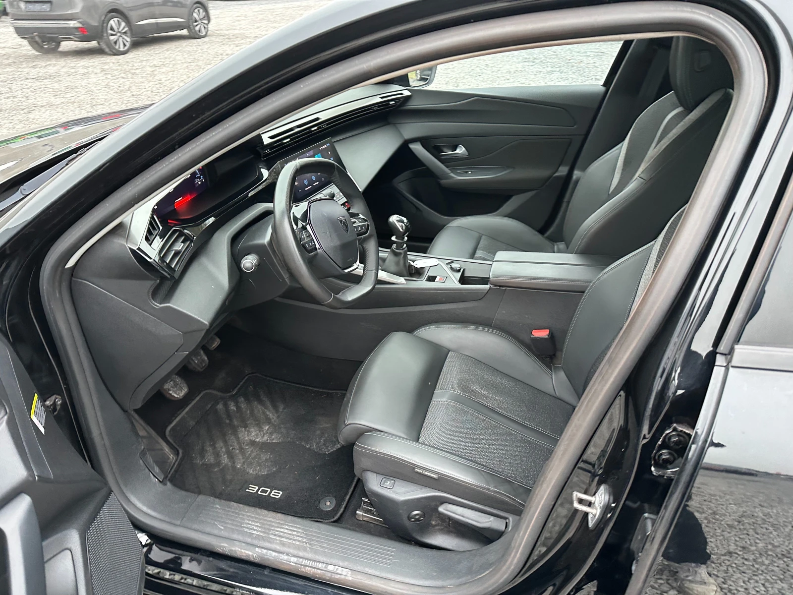 Peugeot 308 1.2 Active Pack, снимка 7 - Автомобили и джипове - 53973405