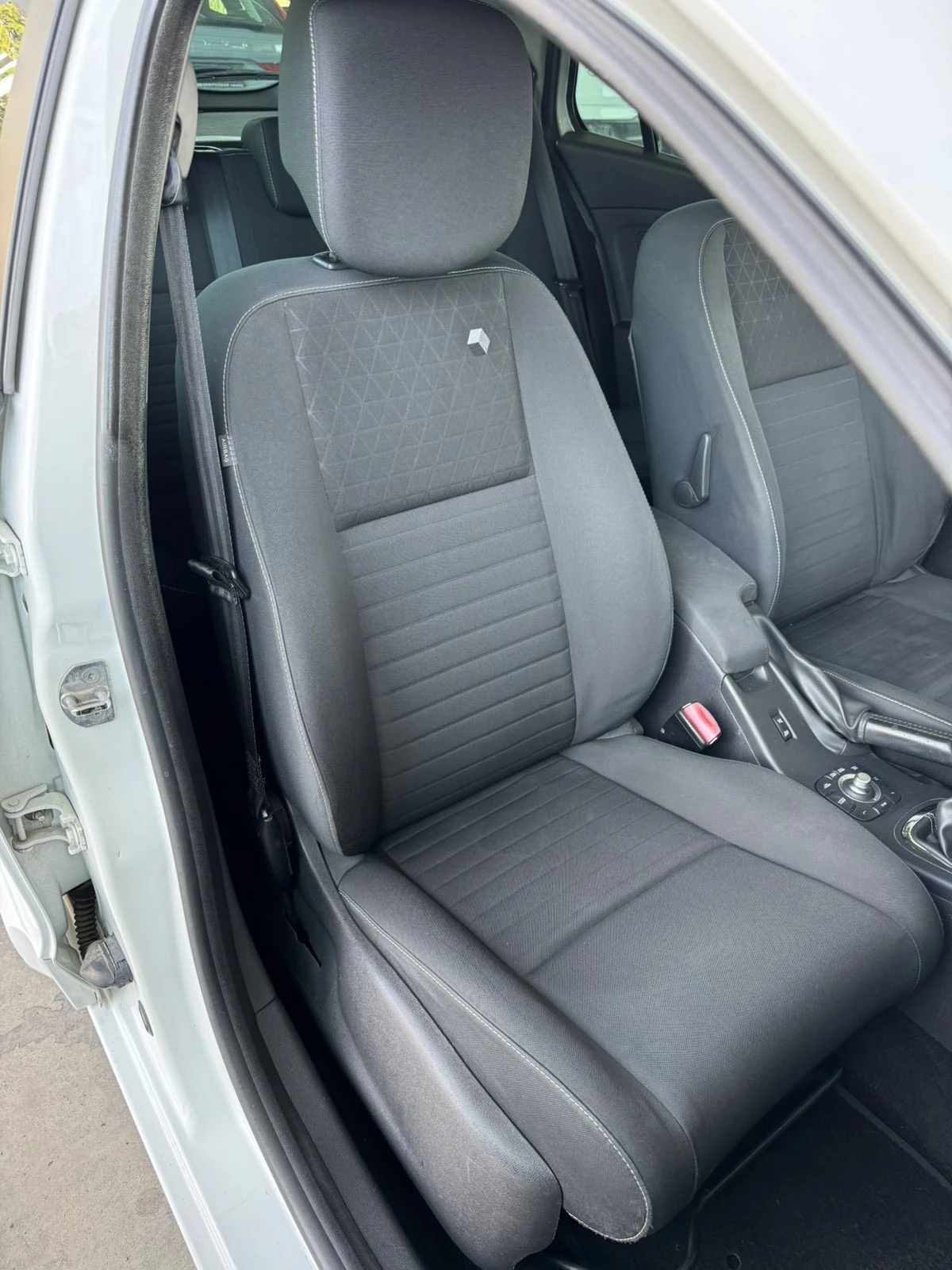 Renault Megane dci* 110ps* 6��* ����* �����* ��������� | Mobile.bg � ����������� 12