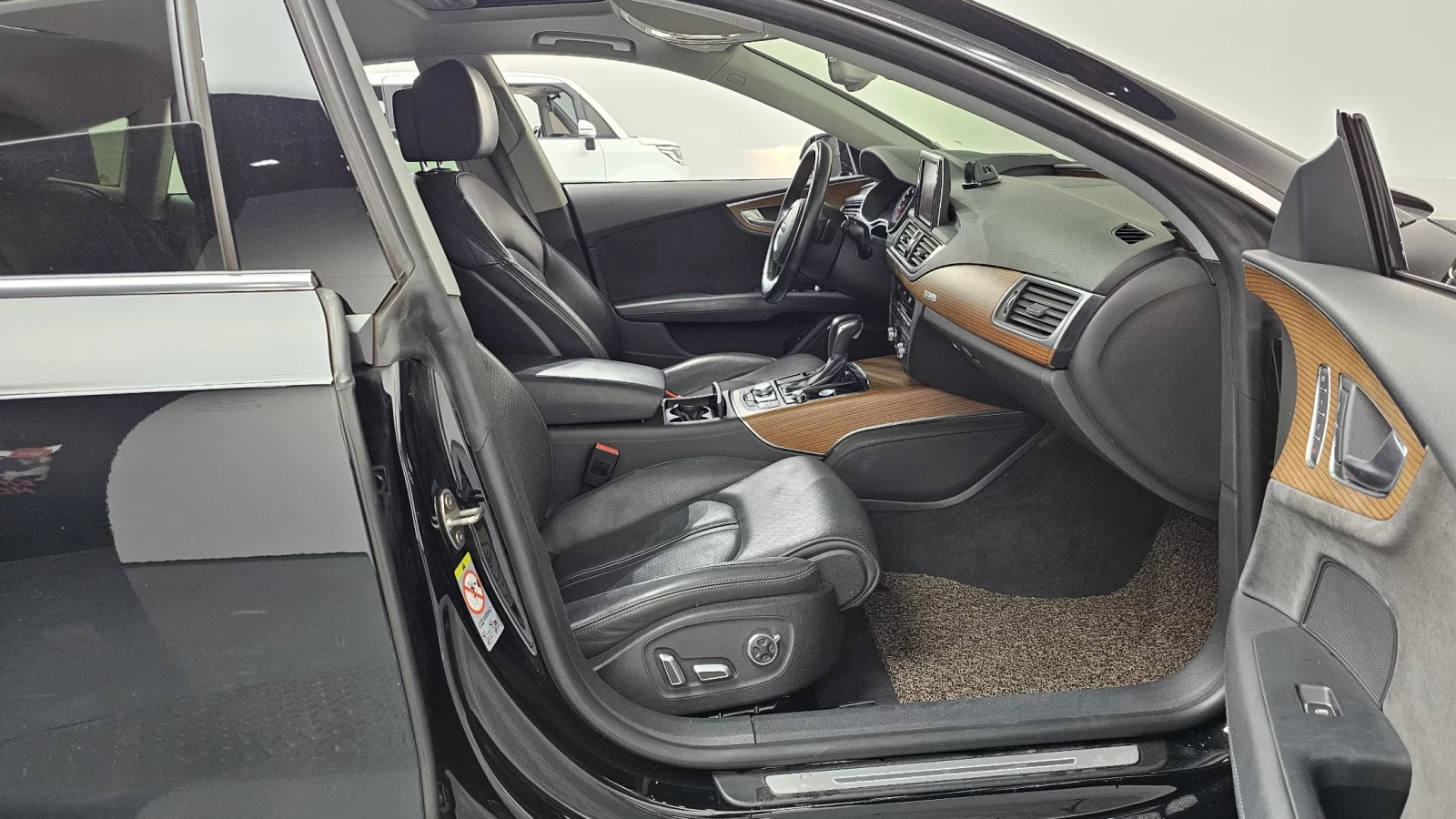 Audi A7 50 TFSI Quattro Premium 4G* FULL* , снимка 10 - Автомобили и джипове - 54765612