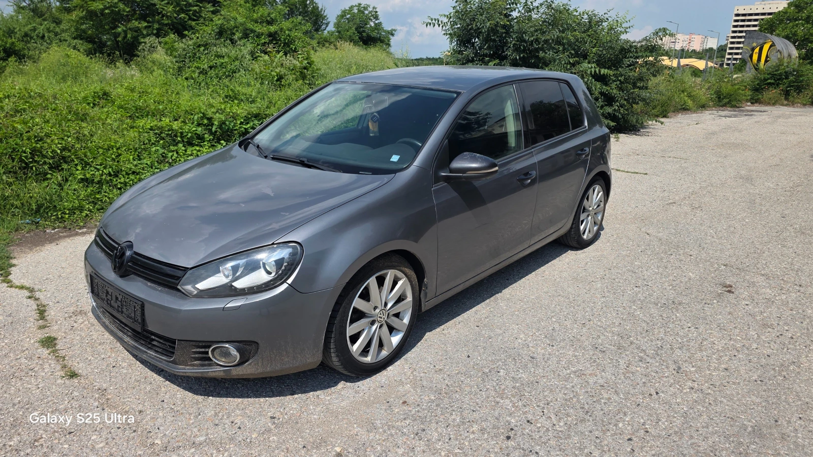 VW Golf 1.6d лед, снимка 17 - Автомобили и джипове - 54821249