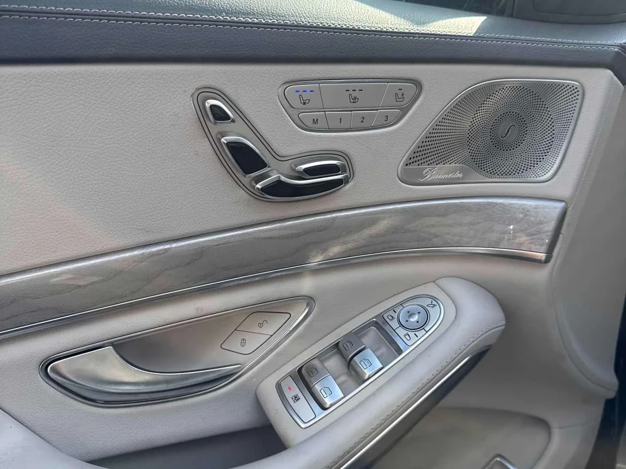 Mercedes-Benz S 550  4MATIC /DISTRONIC/360/BURMESTER/КЛИП НА МОТОРА, снимка 12 - Автомобили и джипове - 55112591
