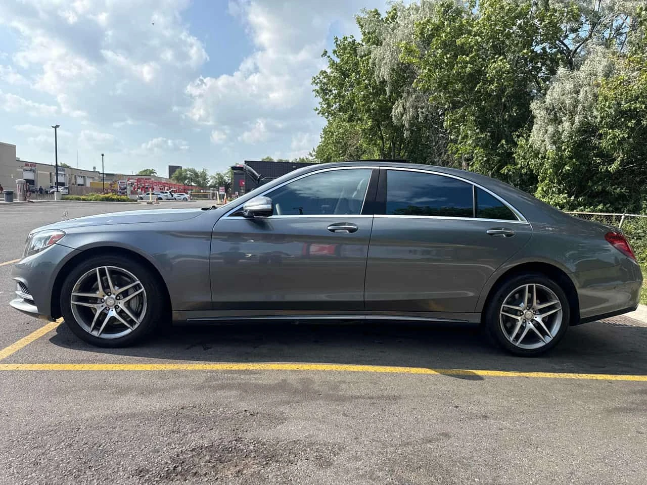 Mercedes-Benz S 550  4MATIC /DISTRONIC/360/BURMESTER/КЛИП НА МОТОРА, снимка 2 - Автомобили и джипове - 55112591
