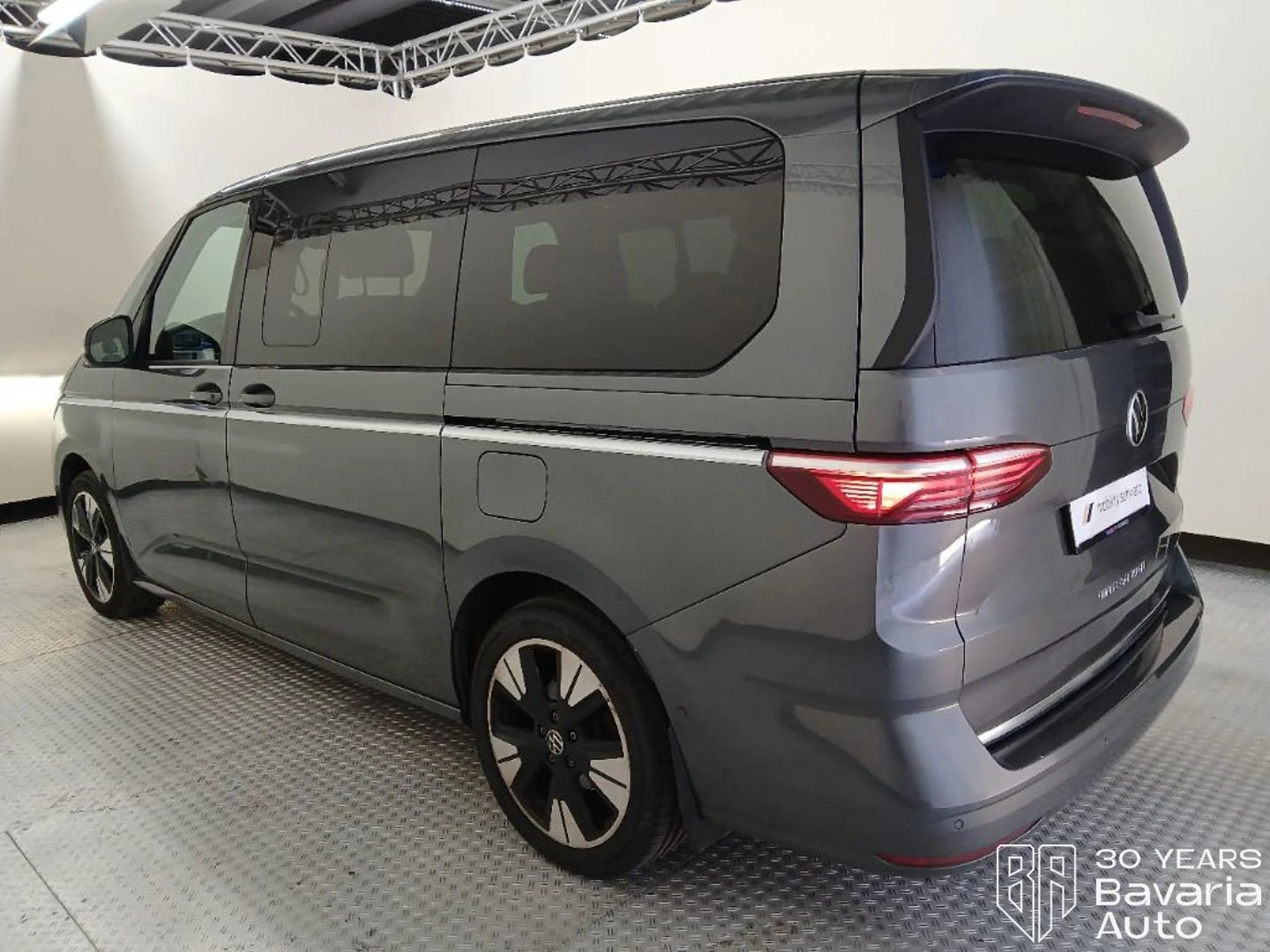VW Multivan Style long DSG Easy Open Basic, снимка 2 - Автомобили и джипове - 55215052
