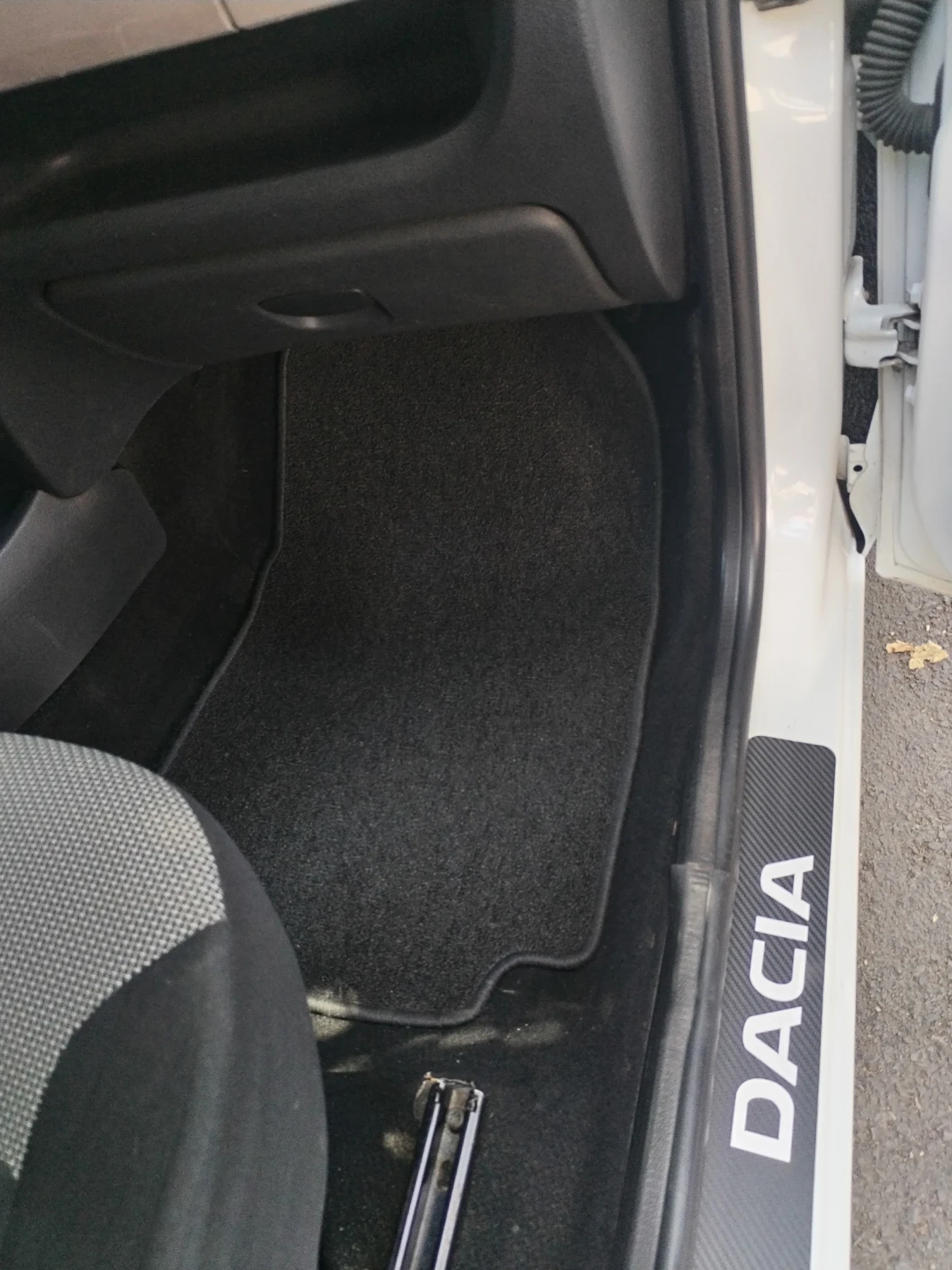 Dacia Dokker Van N1, снимка 17 - Автомобили и джипове - 55770703