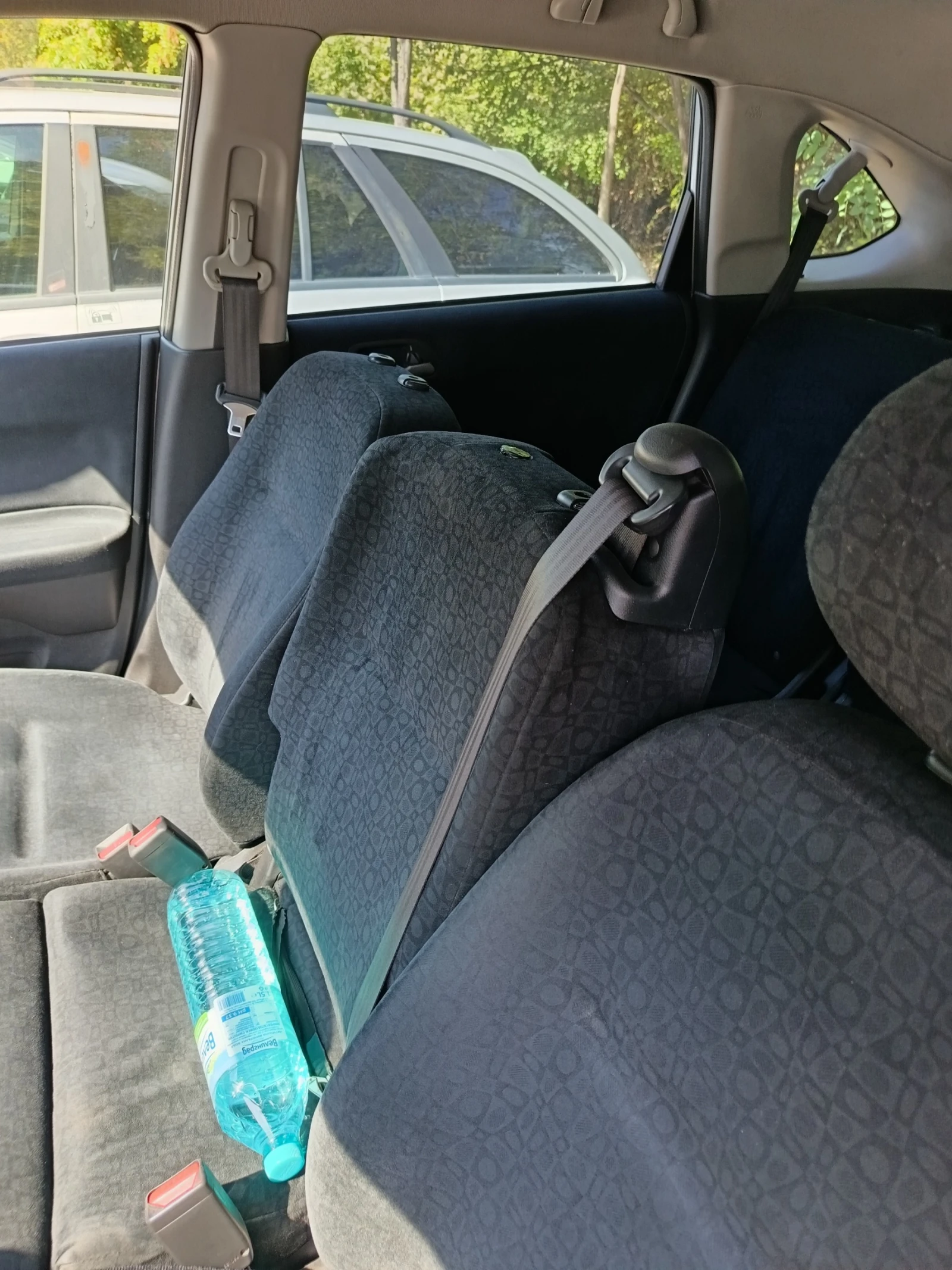 Honda Fr-v, снимка 13 - Автомобили и джипове - 56160738