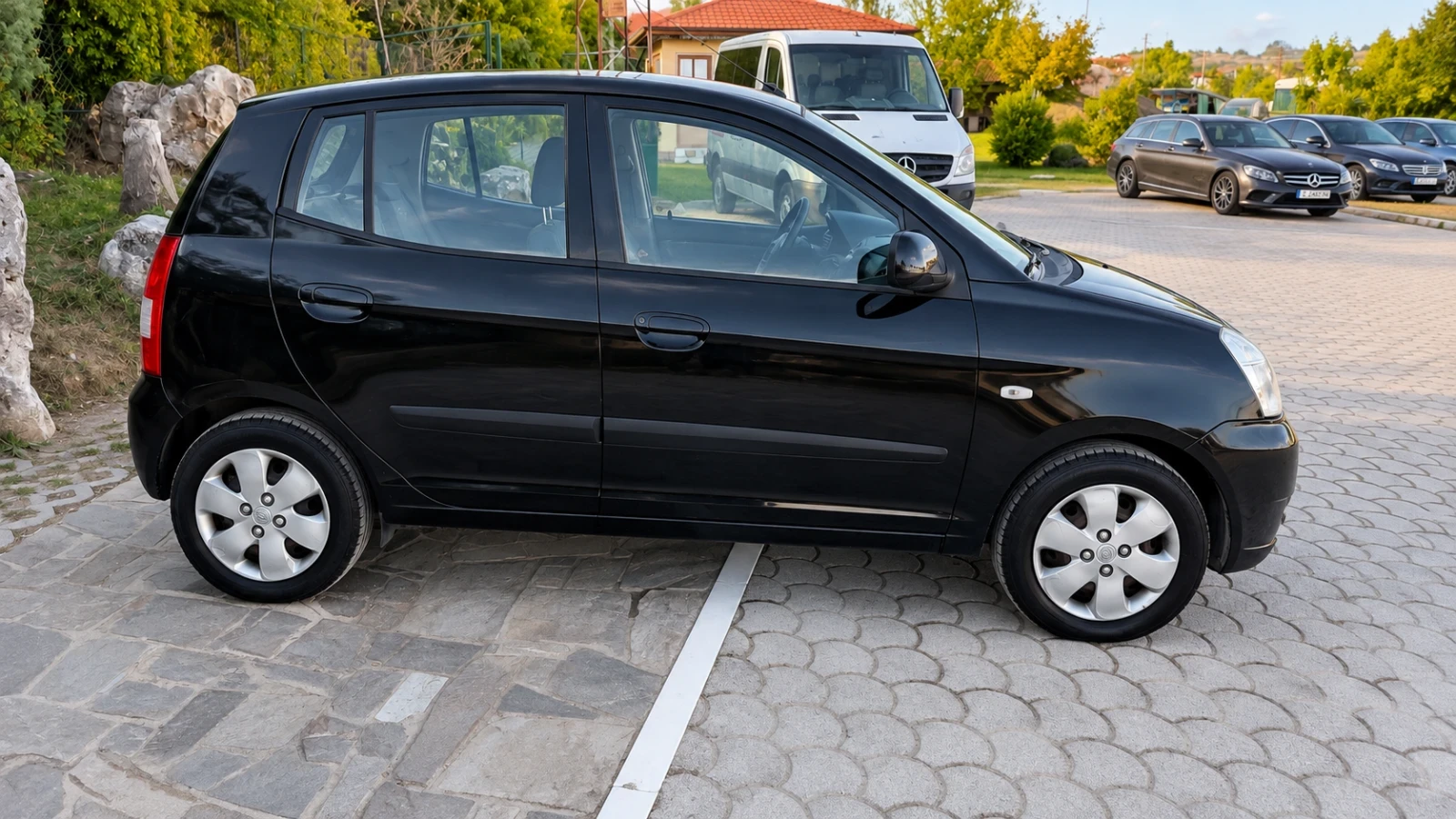 Kia Picanto 1.1 Бензин, 65К.с, снимка 4 - Автомобили и джипове - 56257699