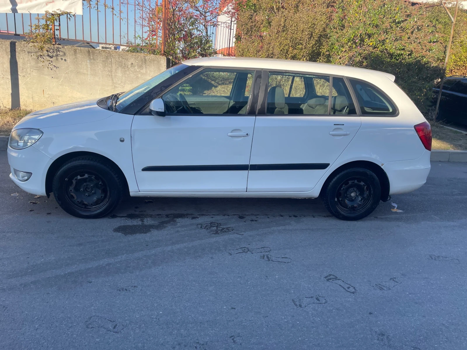 Skoda Fabia 1.6 TDI Navi, снимка 2 - Автомобили и джипове - 56574513