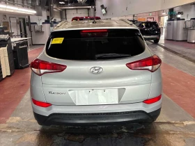 Hyundai Tucson 2.0i  * AWD * Подгреви * АвтоКредит * (ЦЕНА ДО БГ) | Auto.bg — изображение 5