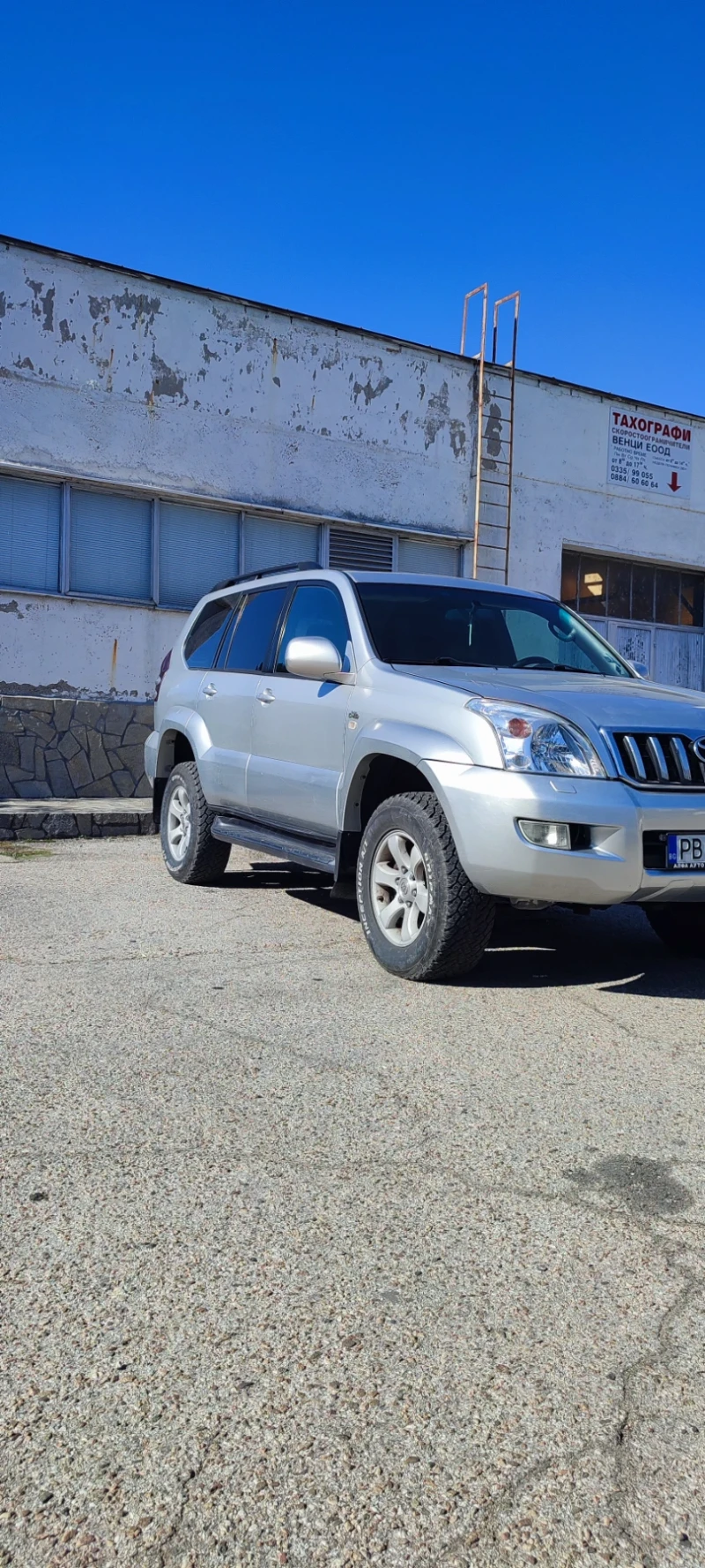 Toyota Land cruiser J 120, снимка 5 - Автомобили и джипове - 47876298