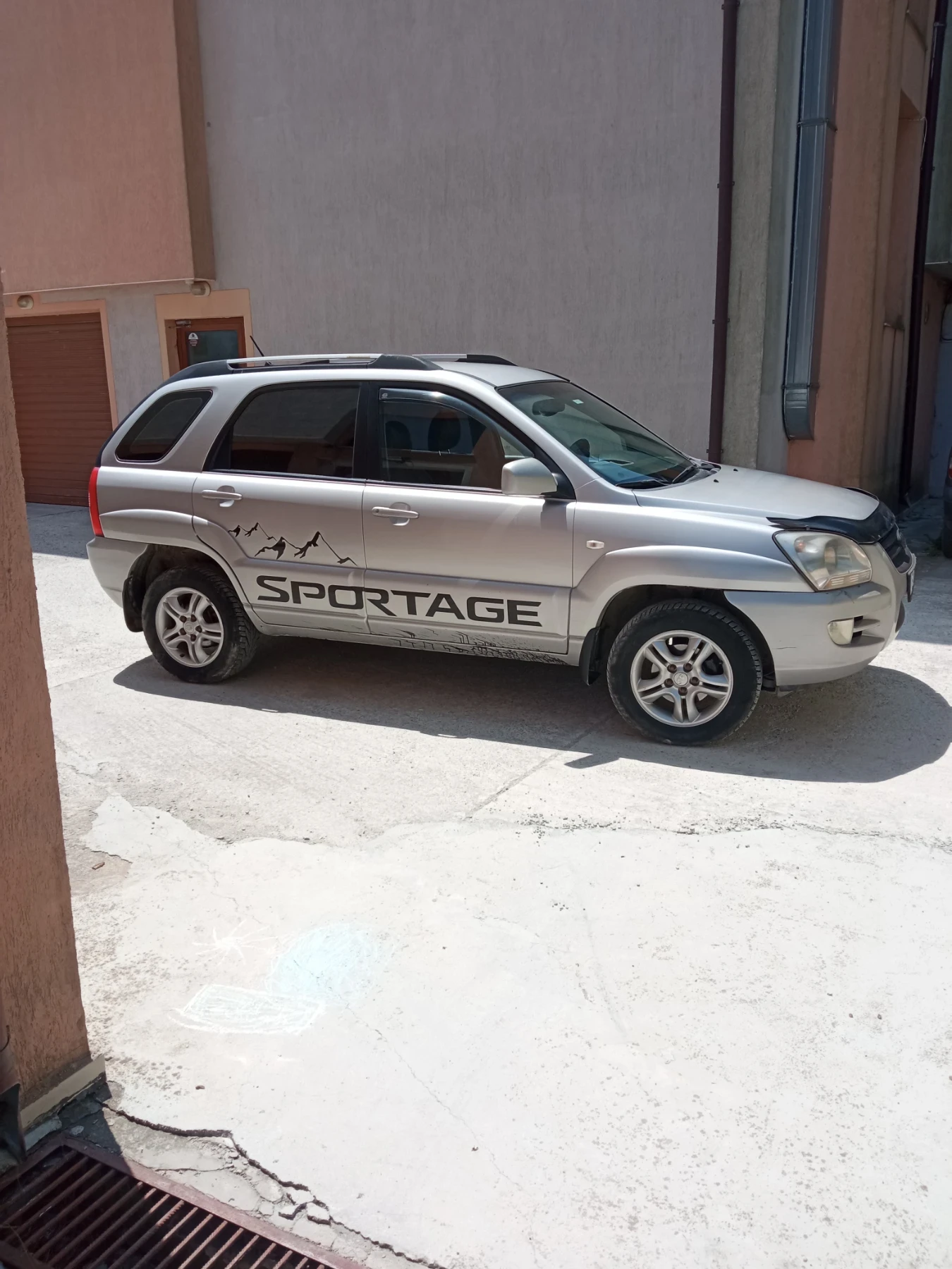 Kia Sportage, снимка 3 - Автомобили и джипове - 53738064